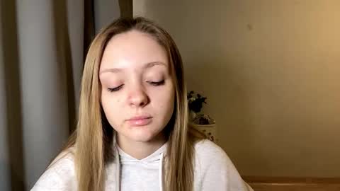 Ella online show from 02-09-26, 06:17