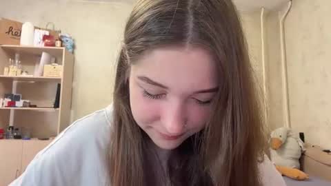 Snapshot of lovelladonaghe chatting on 06-23-26, 05:49 Lina online show from 06-23-26, 05:49