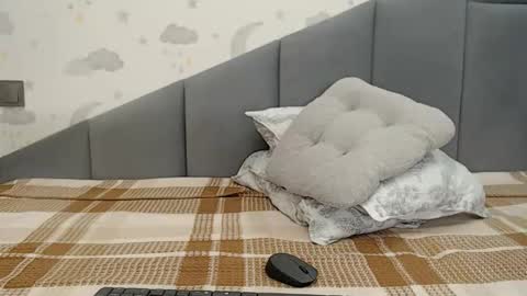 lovellykitty online show from 10-14-25, 06:36