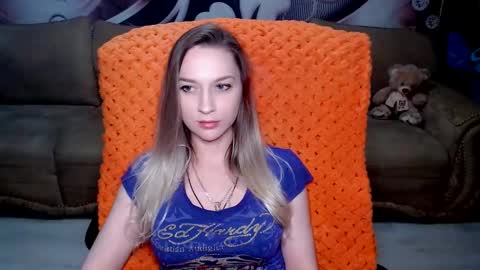 private open online show from 02-04-25, 06:17