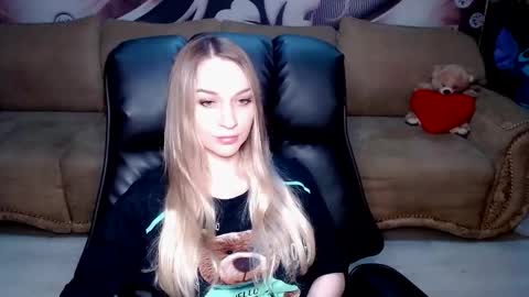 private open online show from 09-13-25, 01:44