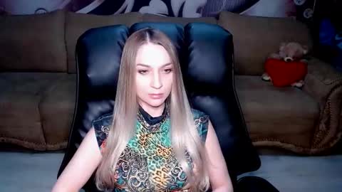 private open online show from 09-20-25, 03:35