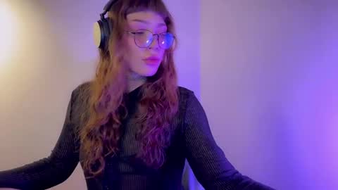 Elsa online show from 01-25-25, 05:29