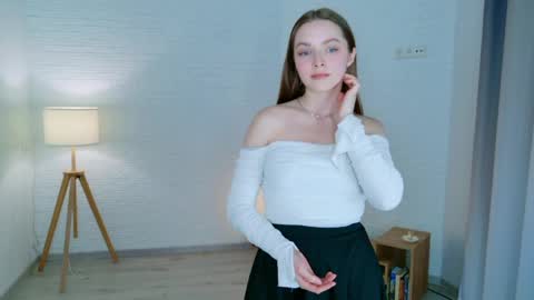 lovely__rachel online show from 04-22-26, 06:16