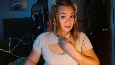 Snapshot of lovely_amara chatting on 03-23-26, 01:04 lovely_amara online show from 03-23-26, 01:04