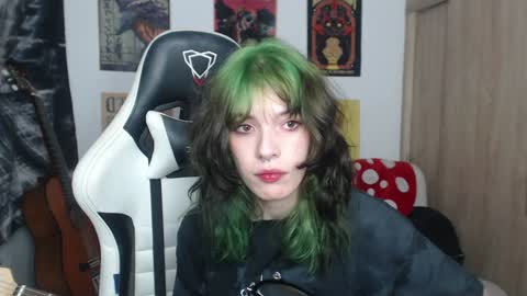 Cassie online show from 12-10-24, 09:23