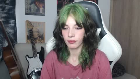 Cassie online show from 12-16-24, 09:20