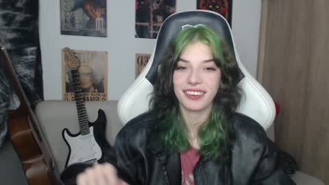 Cassie online show from 12-17-24, 01:29