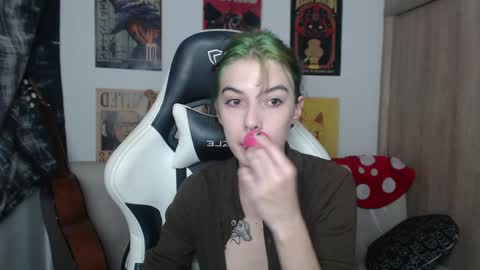 Cassie online show from 12-18-24, 10:35