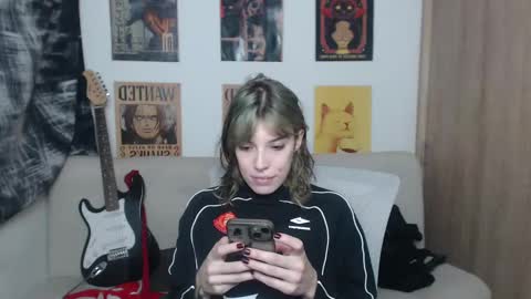 Cassie online show from 02-25-25, 03:09