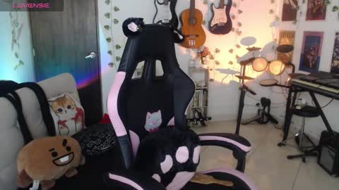 Snapshot of lovely_cass chatting on 03-03-26, 11:43 Cassie online show from 03-03-26, 11:43