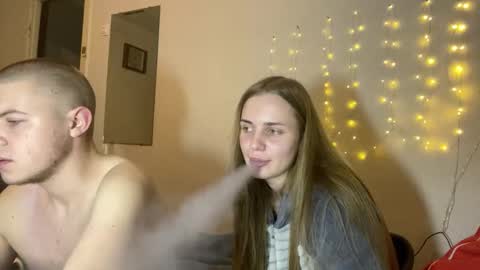 lovely_couple00 online show from 03-19-26, 10:47