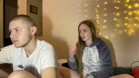 lovely_couple00 online show from 03-25-26, 10:38