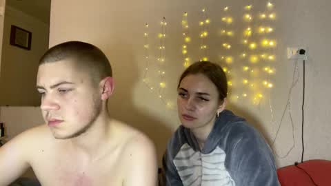 lovely_couple00 online show from 03-26-26, 06:24