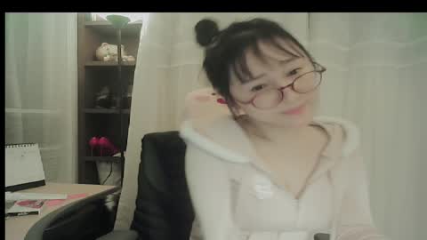 DANA KIM online show from 03-09-26, 04:55
