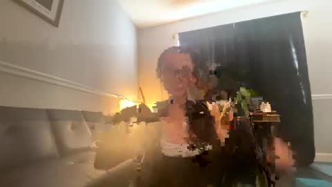 Snapshot of lovely_goddess2 chatting on 10-15-25, 03:12 Lana online show from 10-15-25, 03:12