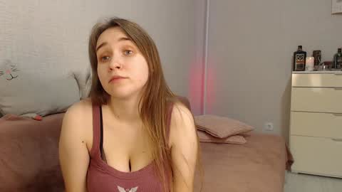 Lovely Hayley online show from 12-20-24, 11:47
