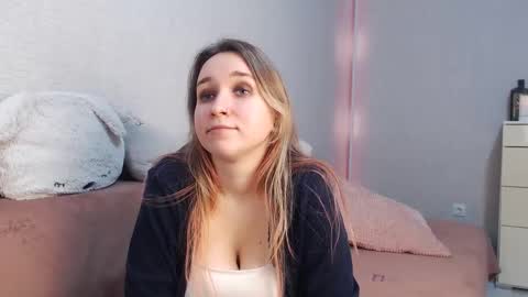 Lovely Hayley online show from 01-31-26, 10:41