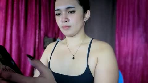 Snapshot of lovely_kurtny04 chatting on 03-23-26, 04:38 LOVE online show from 03-23-26, 04:38