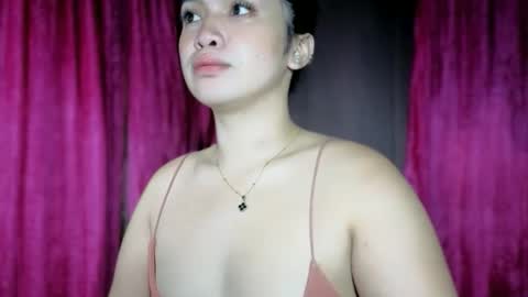 Snapshot of lovely_kurtny04 chatting on 03-29-26, 08:31 LOVE online show from 03-29-26, 08:31