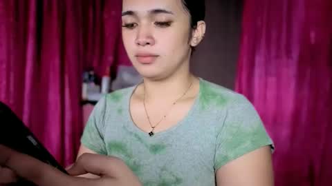 Snapshot of lovely_kurtny04 chatting on 04-12-26, 01:54 LOVE online show from 04-12-26, 01:54