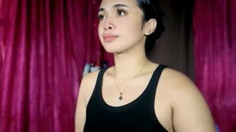 Snapshot of lovely_kurtny04 chatting on 04-15-26, 03:24 LOVE online show from 04-15-26, 03:24