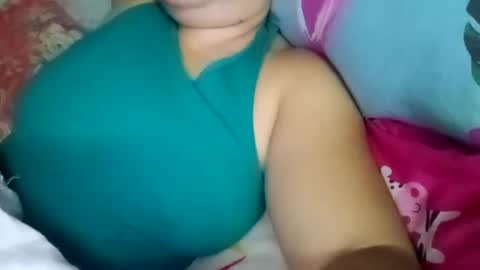 lovely_orchid online show from 01-06-25, 10:24