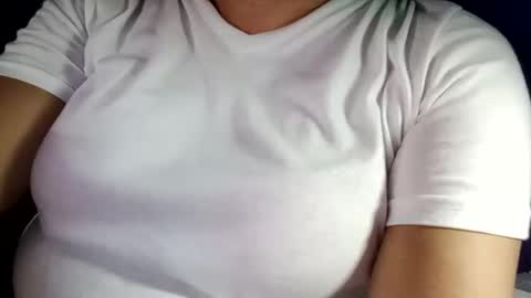 lovely_orchid online show from 01-07-25, 05:12