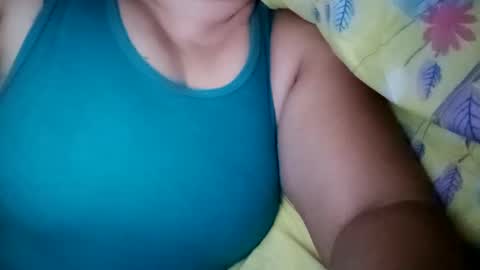 lovely_orchid online show from 01-12-25, 12:07