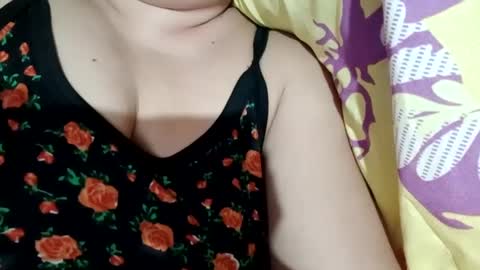 lovely_orchid online show from 01-12-25, 08:57