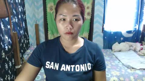 Snapshot of lovely_singlemom chatting on 10-20-25, 11:27 ask me dear online show from 10-20-25, 11:27