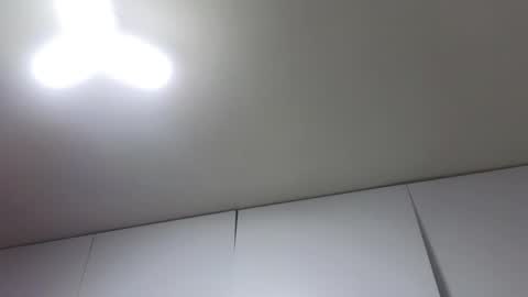 Trix online show from 10-29-25, 11:34