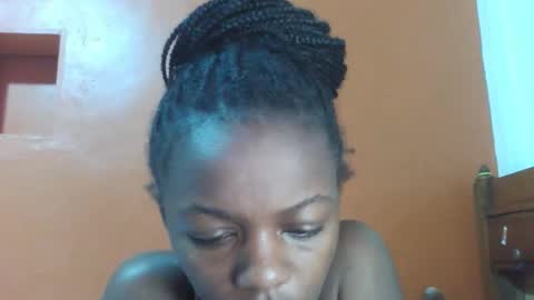 Snapshot of lovely_yvonne chatting on 10-07-25, 09:01 Lovely yvonne online show from 10-07-25, 09:01