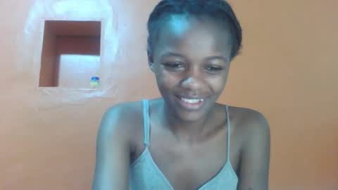 Snapshot of lovely_yvonne chatting on 10-17-25, 10:56 Lovely yvonne online show from 10-17-25, 10:56