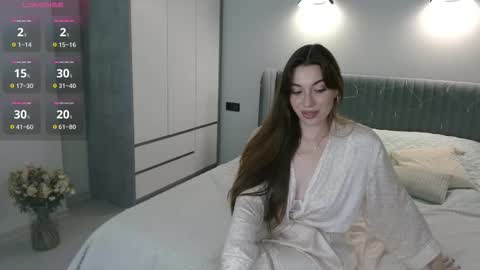 Lovely Emily online show from 09-13-25, 04:51