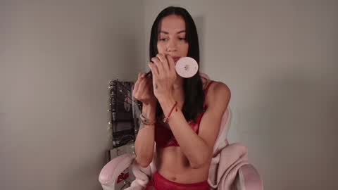 lovelycaroll online show from 01-04-25, 08:06