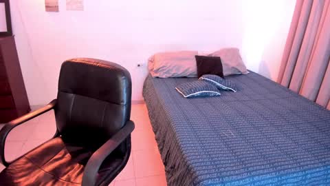 Snapshot of lovelydollyxx_ chatting on 02-03-25, 08:35 lovely online show from 02-03-25, 08:35