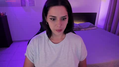 Snapshot of lovelydollyxx_ chatting on 04-16-26, 12:28 lovely online show from 04-16-26, 12:28