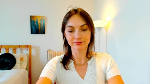 Mia online show from 12-25-24, 09:24