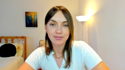 Mia online show from 12-25-24, 12:26