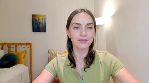 Mia online show from 12-29-24, 02:42