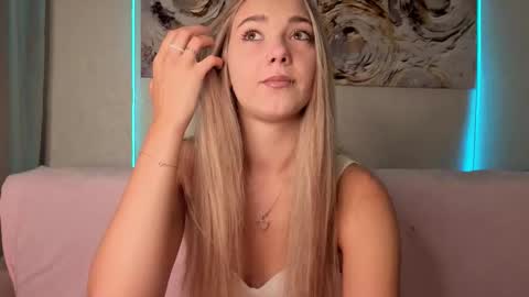 Snapshot of lovelygracee chatting on 03-05-26, 03:08 lovelygracee online show from 03-05-26, 03:08