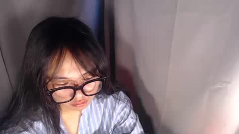 Kadita3 online show from 12-22-25, 01:35