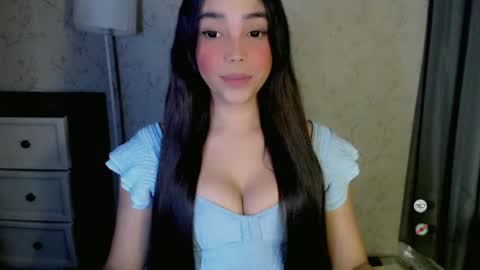 Snapshot of lovelylaiza chatting on 06-23-26, 03:21 Cutie Laiza online show from 06-23-26, 03:21