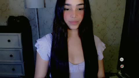 Snapshot of lovelylaiza chatting on 06-27-26, 12:22 Cutie Laiza online show from 06-27-26, 12:22