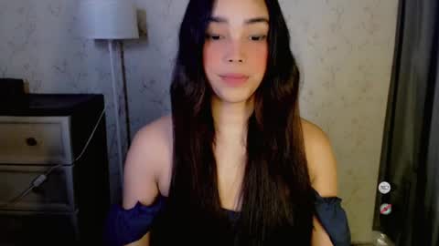 Snapshot of lovelylaiza chatting on 07-03-26, 10:54 Cutie Laiza online show from 07-03-26, 10:54