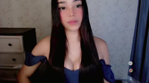 Snapshot of lovelylaiza chatting on 07-22-26, 09:56 Cutie Laiza online show from 07-22-26, 09:56