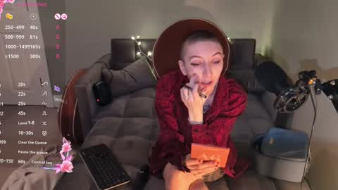 lovelylittlelucyy online show from 01-25-25, 03:51