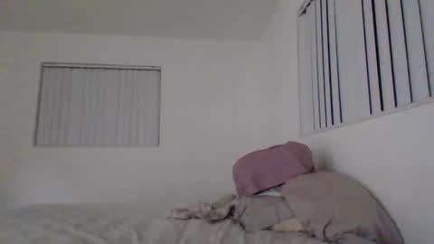 Snapshot of lovelylovelybrooke chatting on 02-14-25, 01:02 lovelylovelybrooke online show from 02-14-25, 01:02