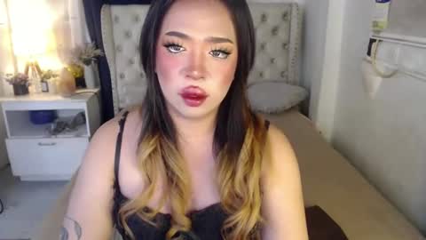 Snapshot of lovelymarie69 chatting on 01-13-25, 06:05 Rebeca online show from 01-13-25, 06:05